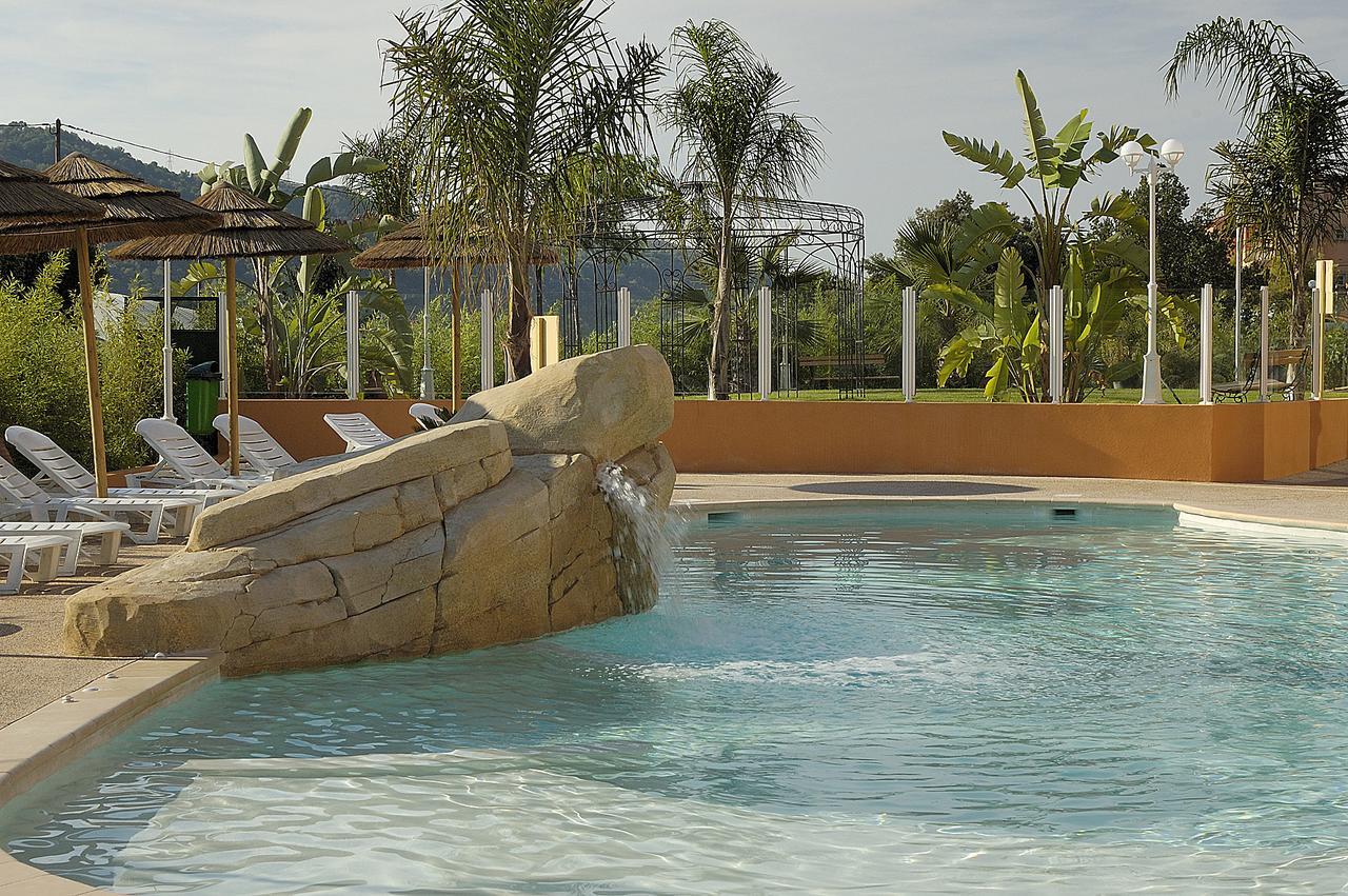 Appart Hotel Lou Castelet Carros Ngoại thất bức ảnh