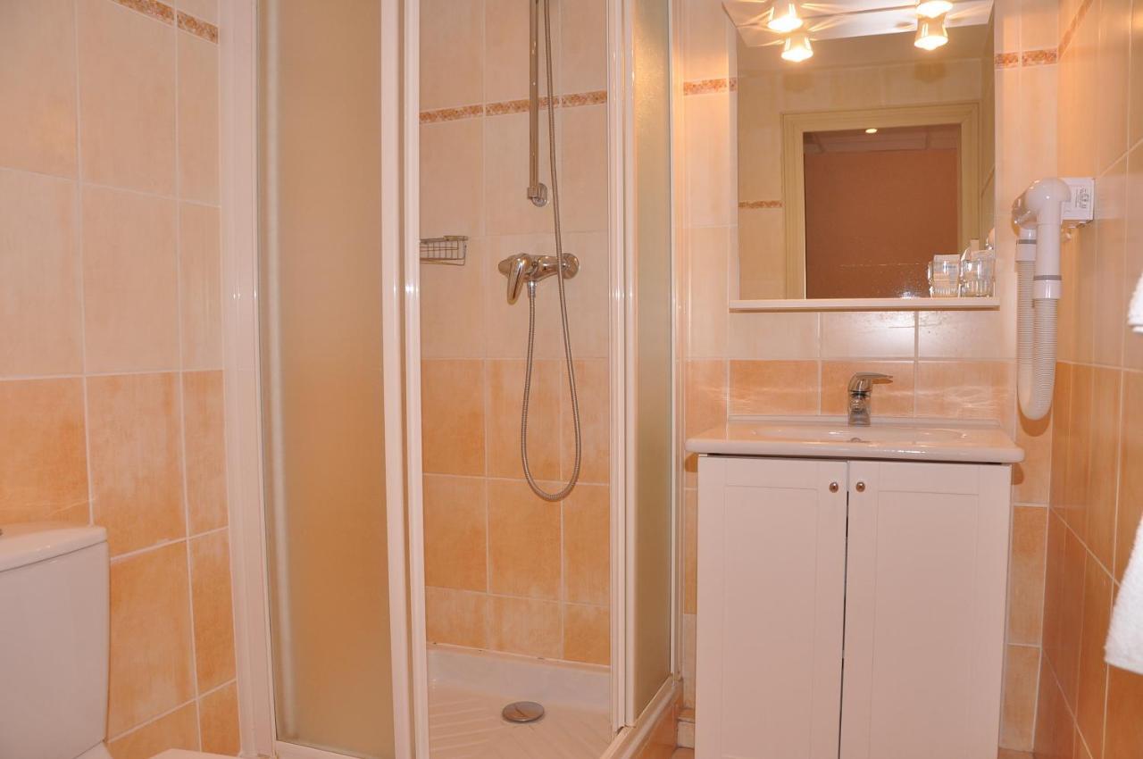 Appart Hotel Lou Castelet Carros Phòng bức ảnh
